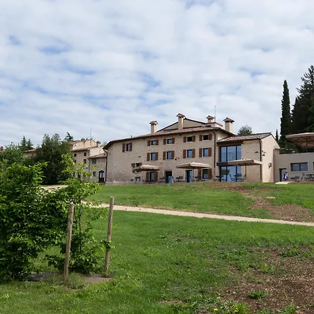 ホテル La Collina Dei Ciliegi