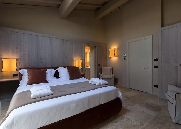 La Collina Dei Ciliegi Hotel 3*